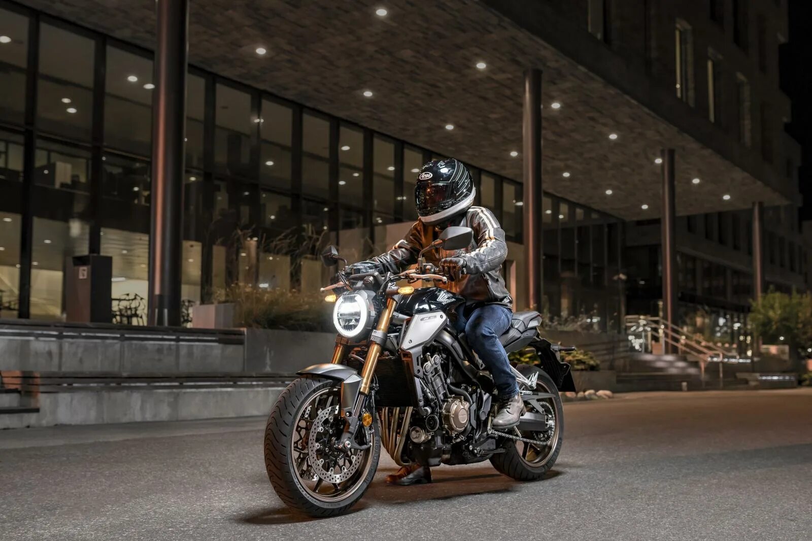 Benda lfc 700 фото. Honda cb 650 r. Honda cb cb650r neo sports cafe. Honda cb650r neo sports cafe. Honda cb 650 r.