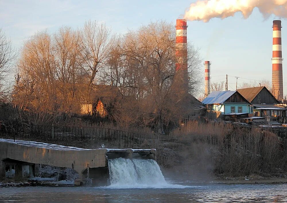 Безымянская ТЭЦ Самара. Экологическая обстановка в Самаре. Заводы Самары загрязняющие реки. Самые загрязнённые города в Самарской области. Экология самарской области