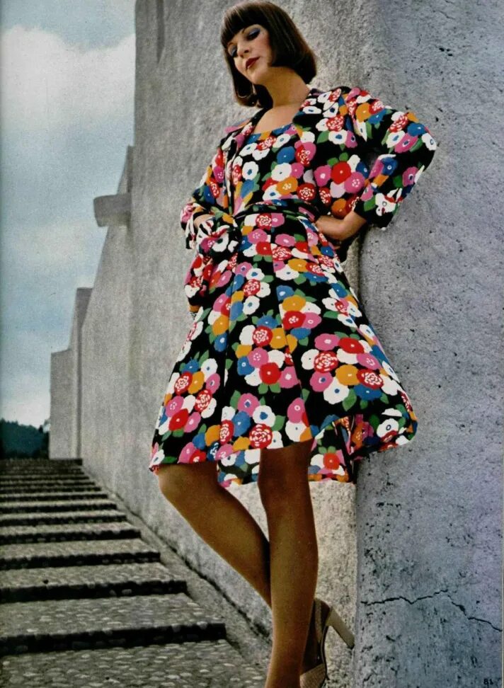 Мода 70 х. Платье 70-х. мода 70 платья. платье в стиле 70. платье в стиле 1970.