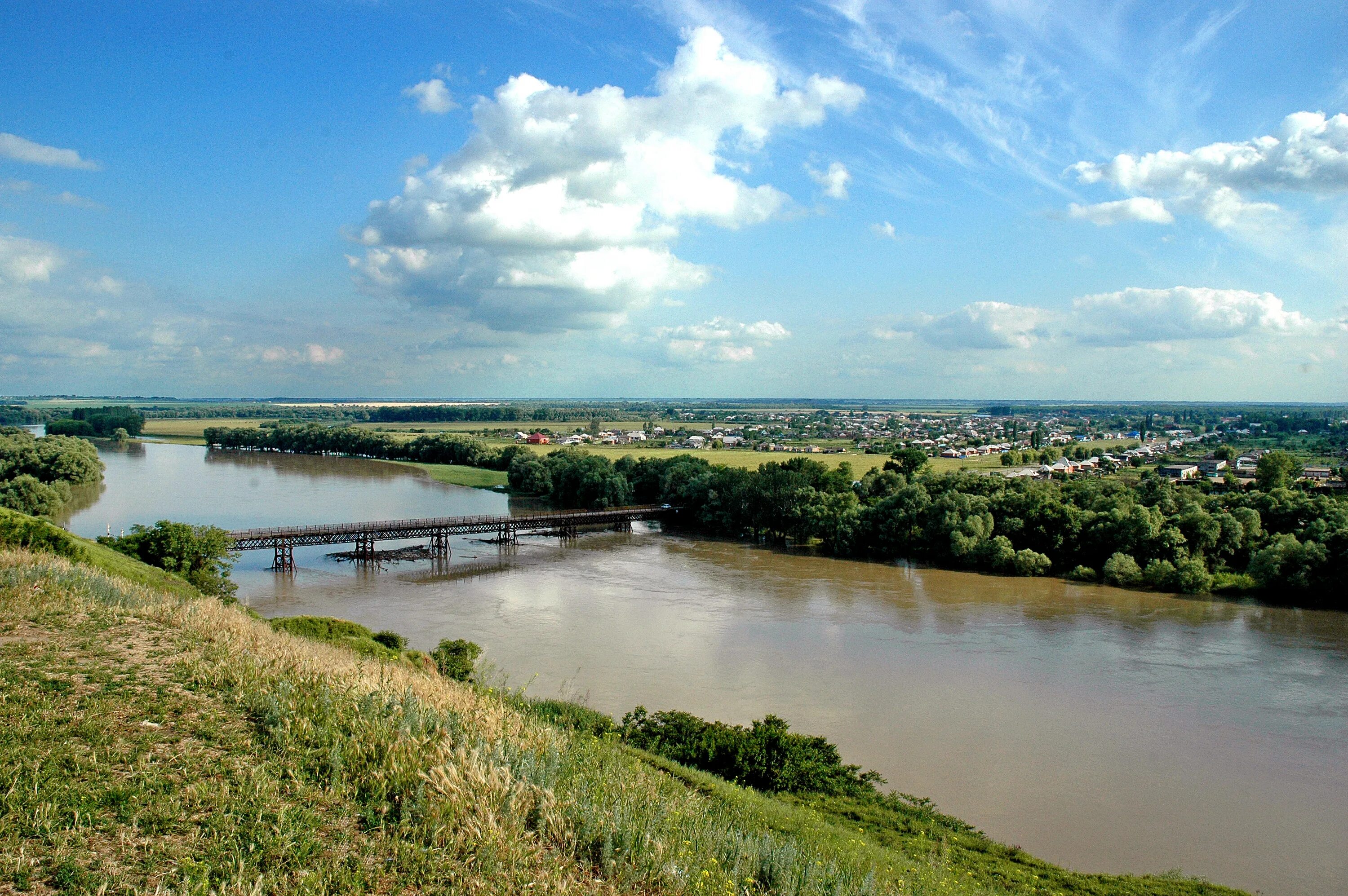 река кубань станица ладожская. река кубань усть лабинск. река кубань усть лабинск. станица ладожская краснодарский край. мост через реку кубань станица ладожская.