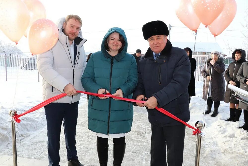 Поселок маслянский сладковский район. Поселок маслянский тюменская область. Маслянский район школа. Погода маслянский сладковский тюменская. Посёлок маслянский.