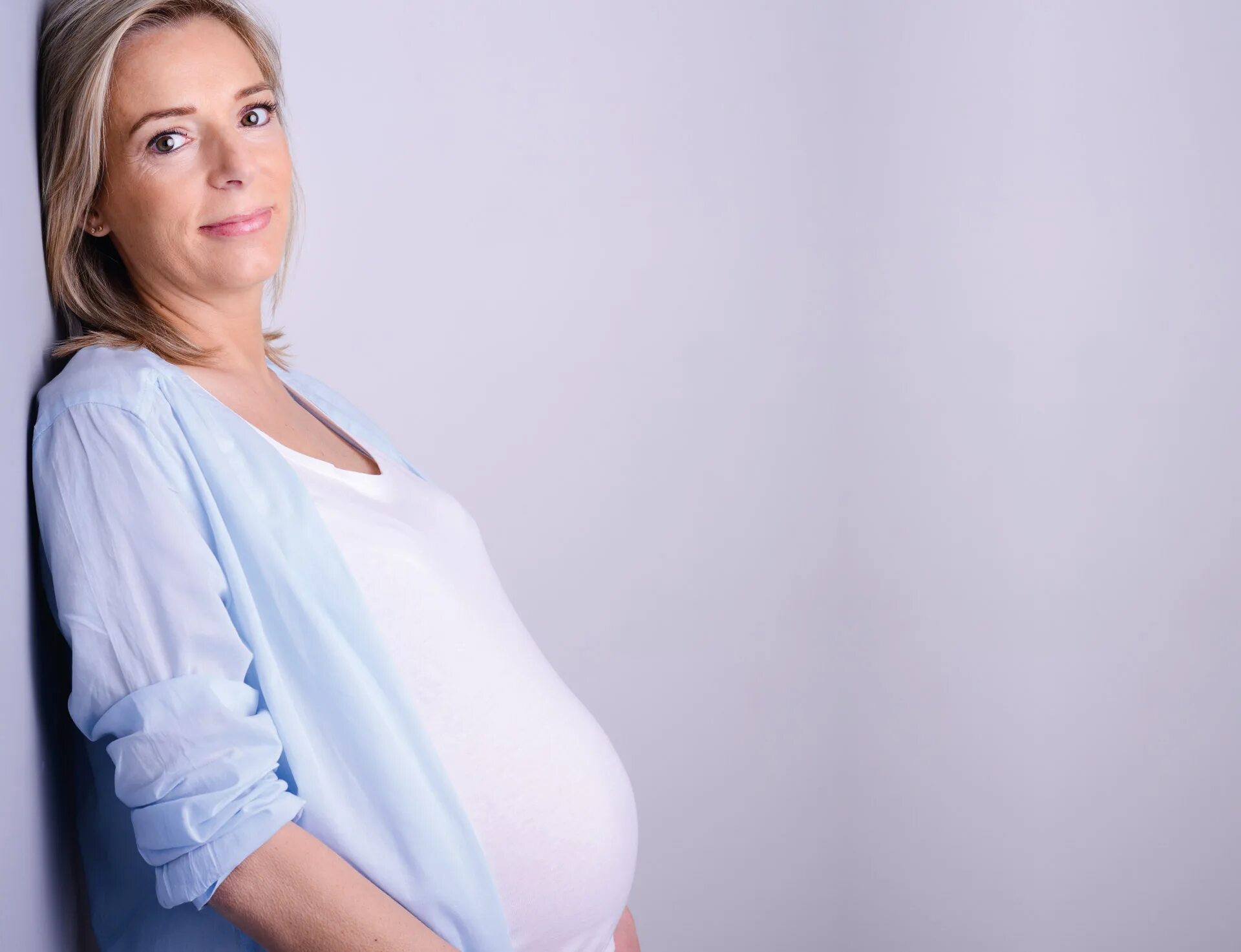 Береминыеженщиныввозрасте. Беременные женщины в возрасте. Беременные женщины в возрасте. Беременные женщины. Беременные женщины в возрасте.