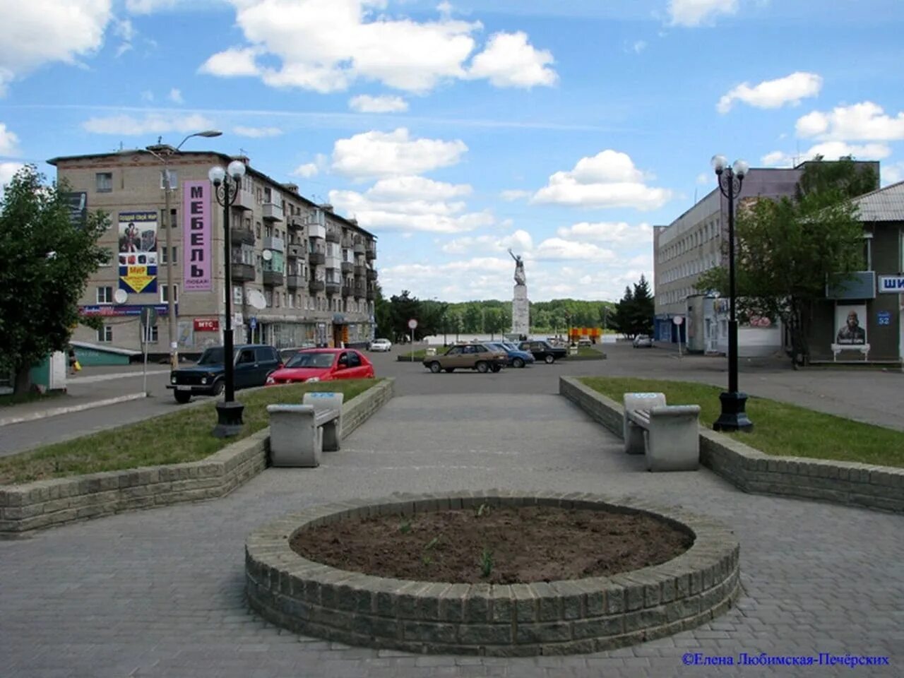 Номер города камень на оби. Камень-на-Оби Алтайский край. Г камень на Оби Алтайский край. Алтайский край город камень на Оби достопримечательности. Памятники в городе камень на Оби Алтайский край.