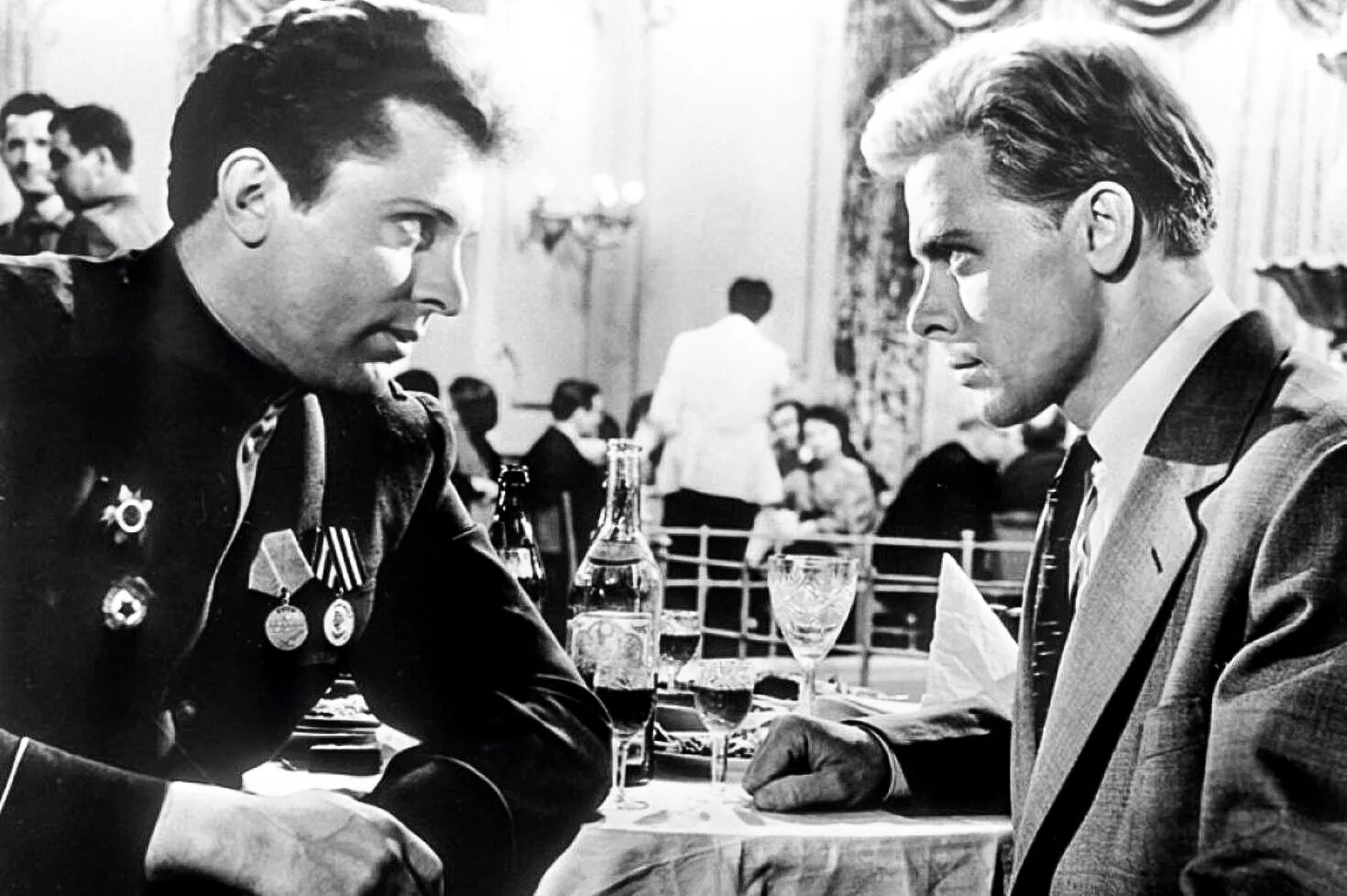 фильм басова тишина 1964. тишина фильм 1964. тишина фильм бондарев. фильм юрия бондарева тишина. тишина режиссер.