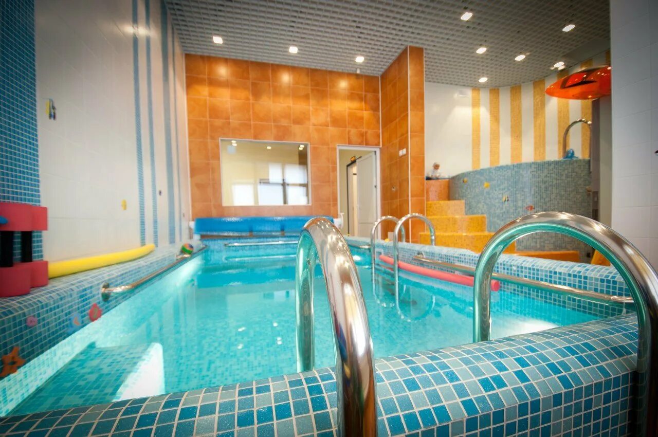 аква бассейн для малышей. аква доктор санкт петербург. аквадоктор плавание. аква-доктор плавание санкт-петербург. аква доктор санкт петербург.