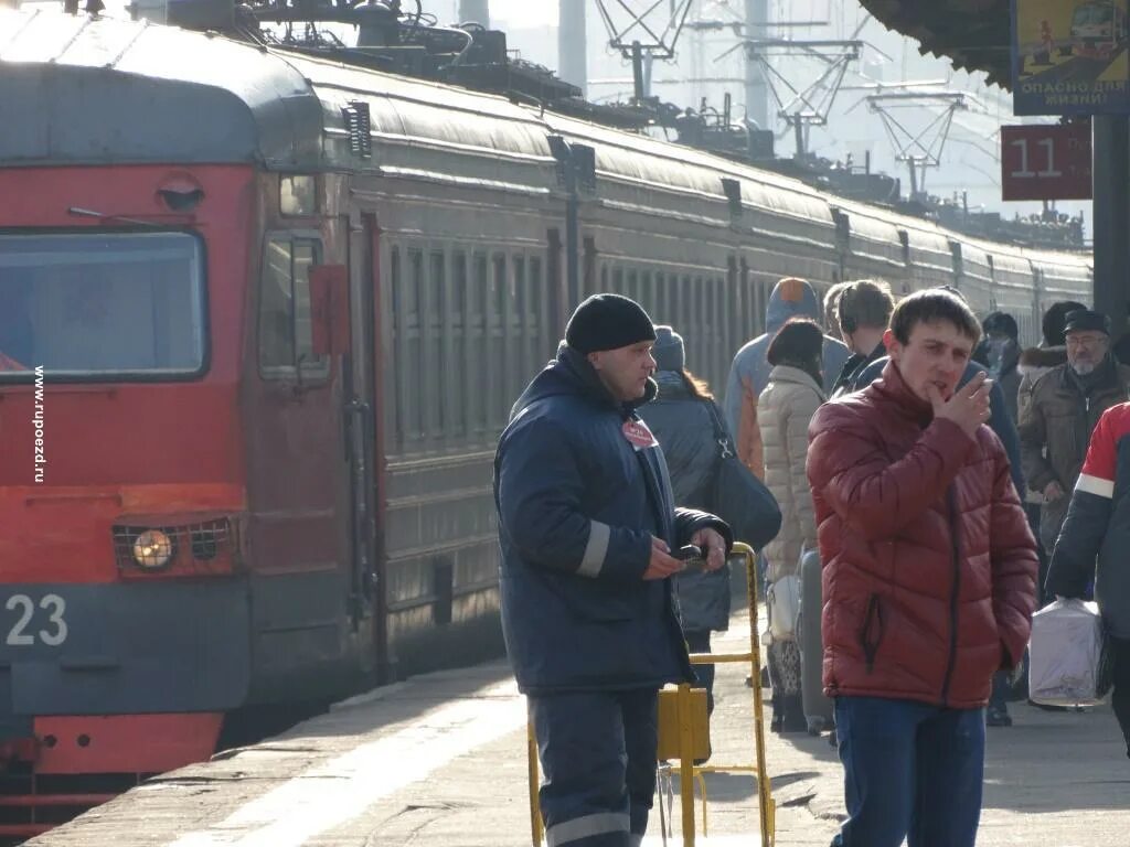 Электричка Лобня Звенигород. Депо Лианозово. Депо Москва Лобня. Электричка Лобня.