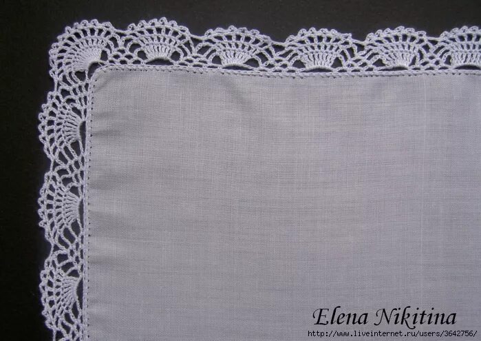 Схема обвязывания крючком носового платка. Схемы для обвязывания платочков крючком. Обвязывание платочков крючком. Обвязка носовых платочков крючком схемы. Обвязка носового платка крючком.