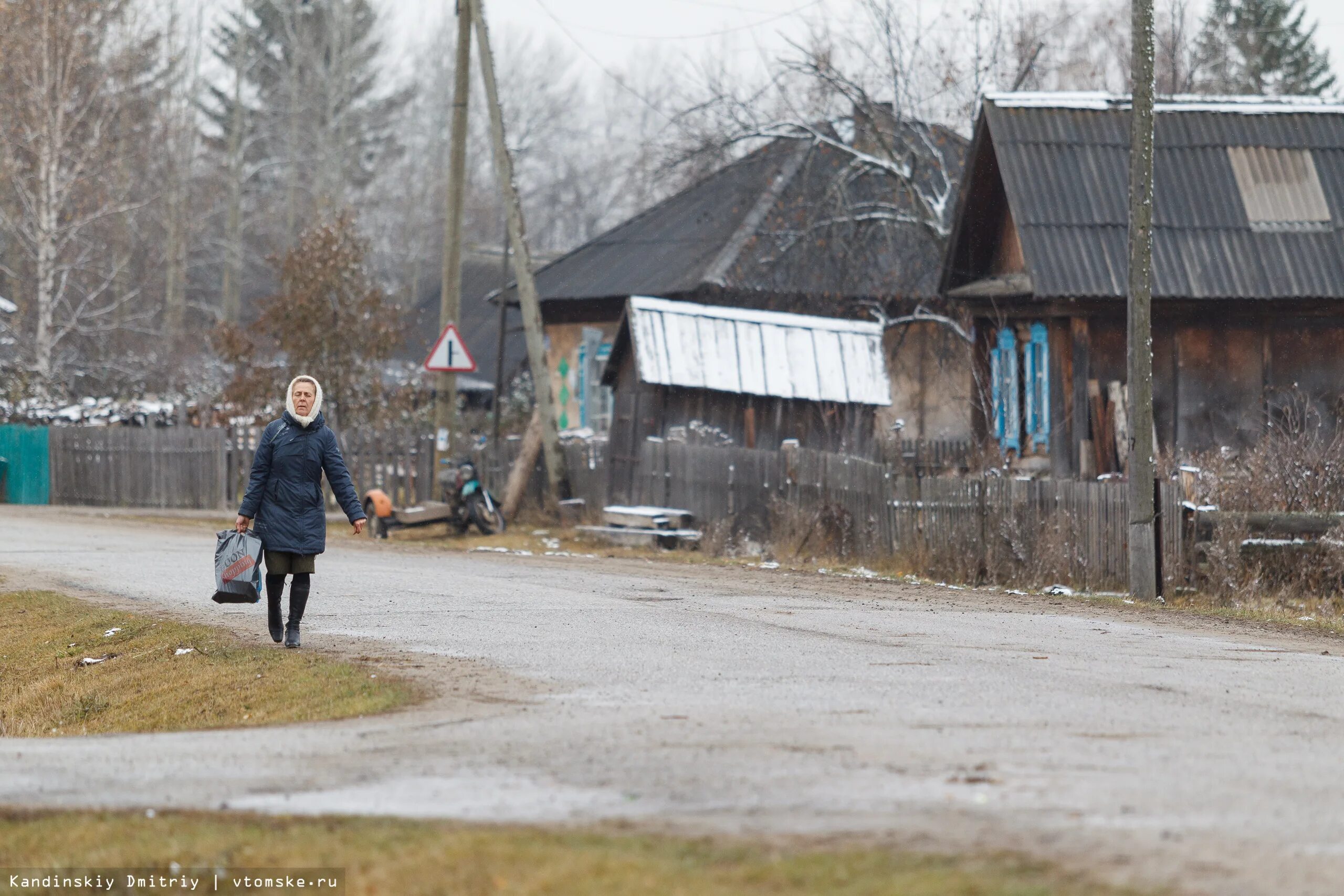 Погода черный яр томская область тегульдетский. Лукашкин Яр Томская область. Деревни Томской области. Белый Яр Томская область. Александровский район Томской области.