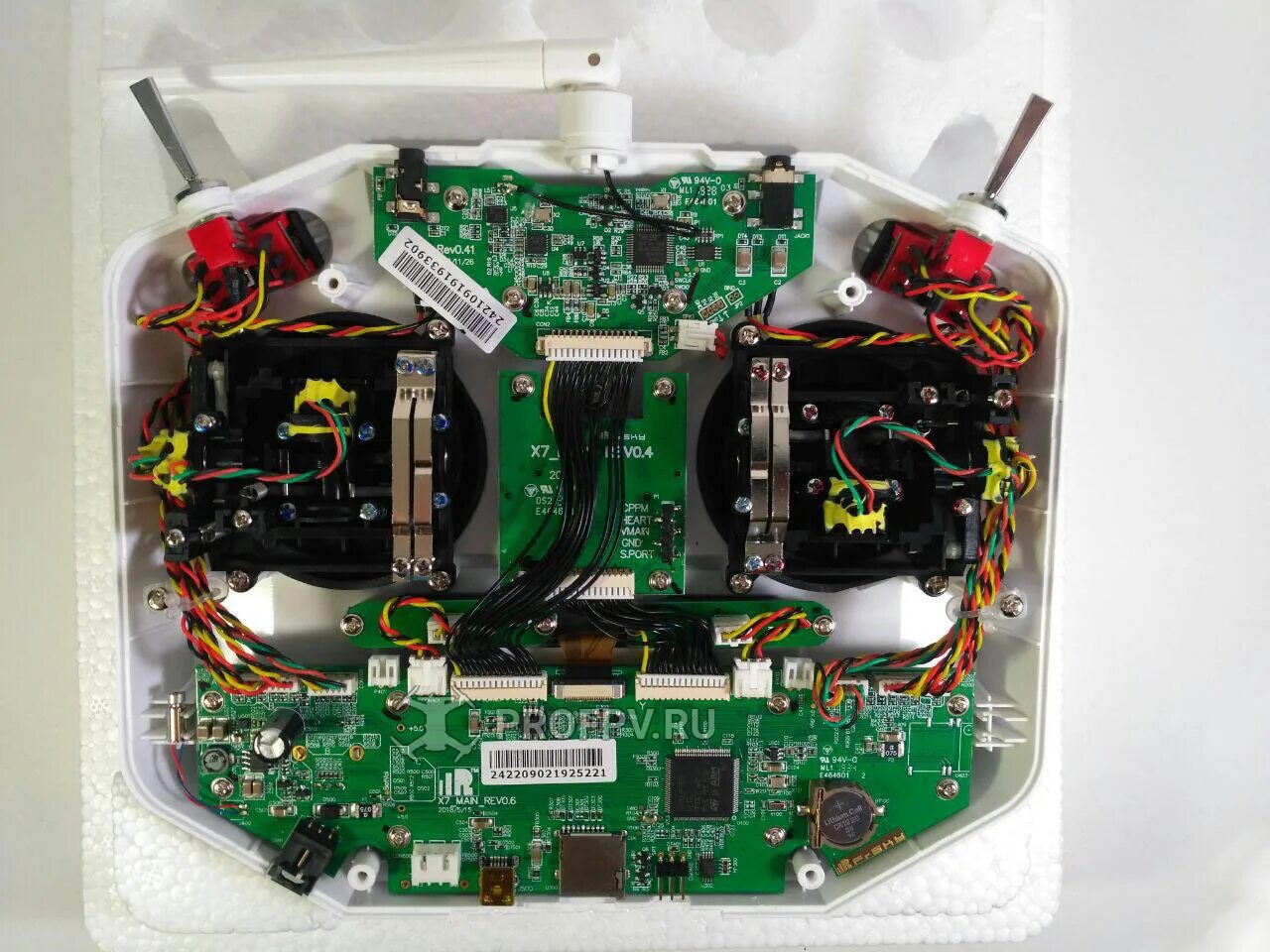 Taranis qx7. Taranis q x7. frsky taranis x7. taranis qx7 плата.