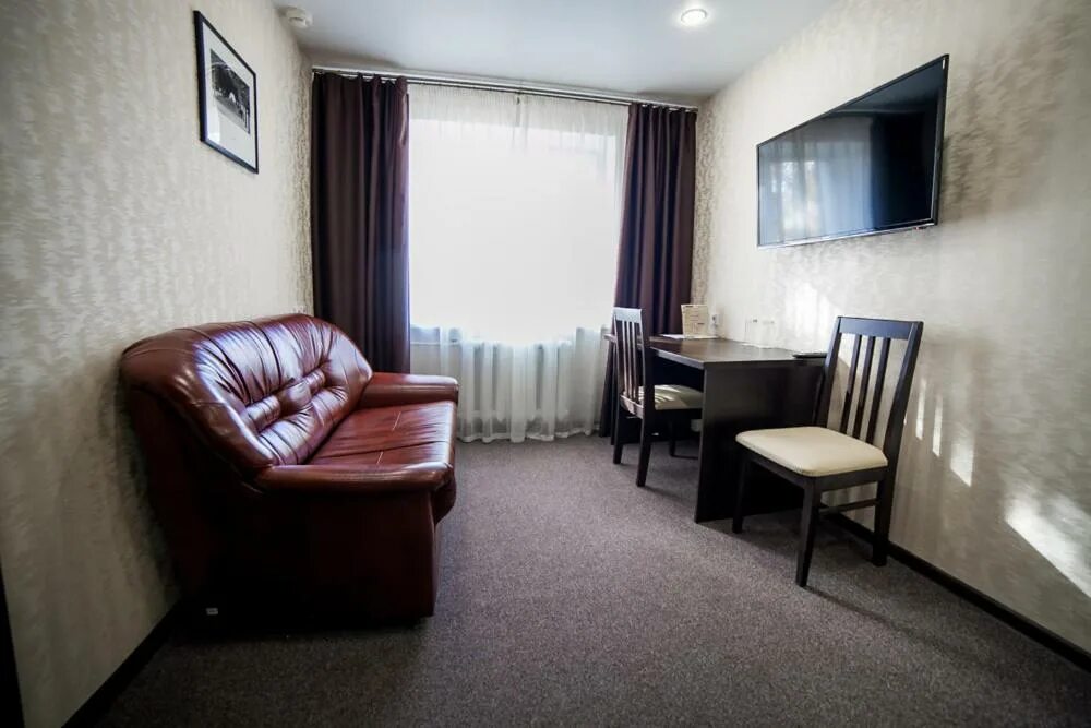 Карат гостиница ташкент. Гостиница на тургенева краснодар. Отель краснодар 2 краснодар. Carat краснодар отель краснодар. Отель краснодар 2 краснодар.