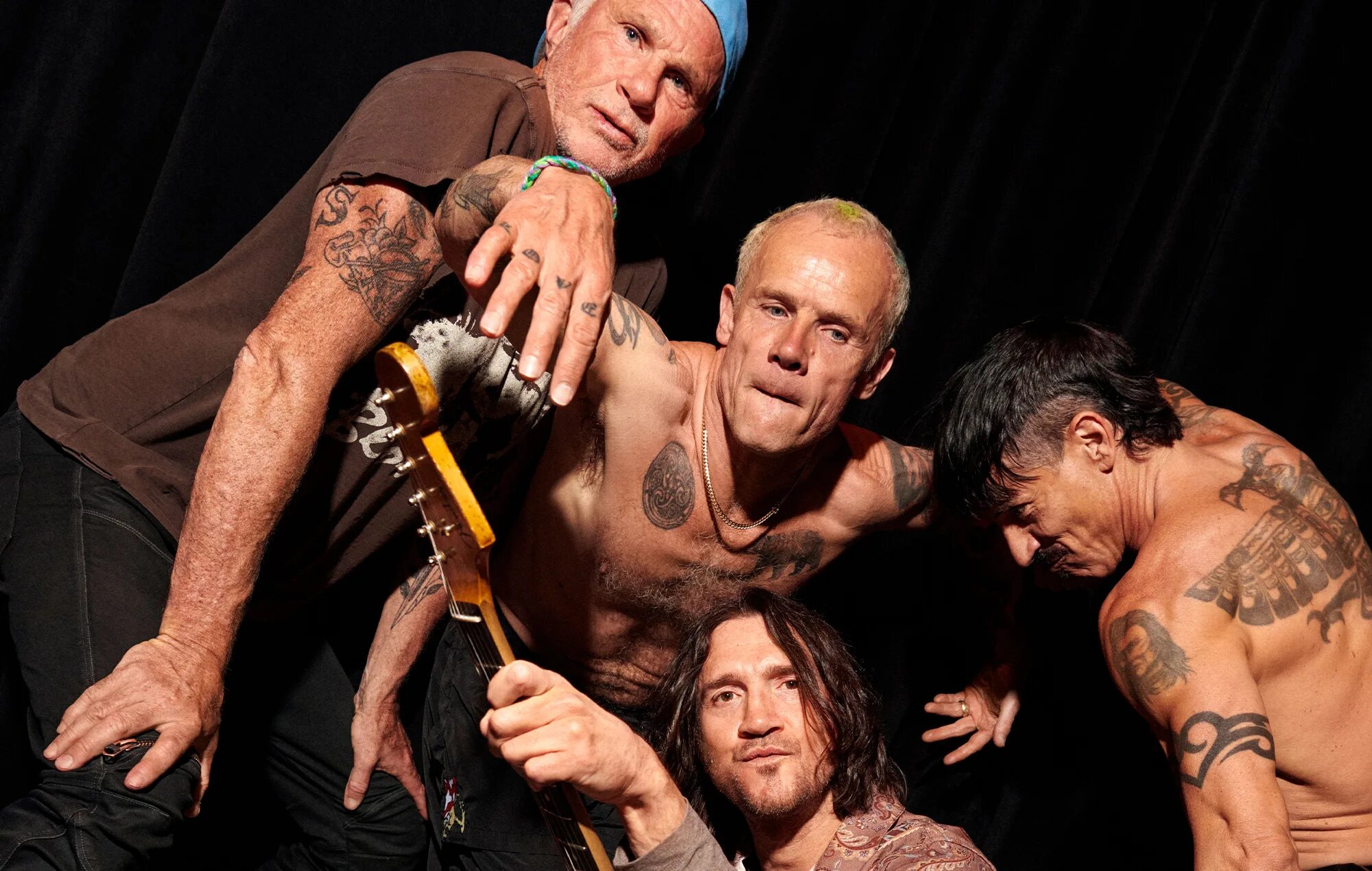 RHCP группа. Red hot Chili Peppers. Группа ред хот Чили пеперс. Red hot Chili Peppers 2023. Red hot chili peppers википедия