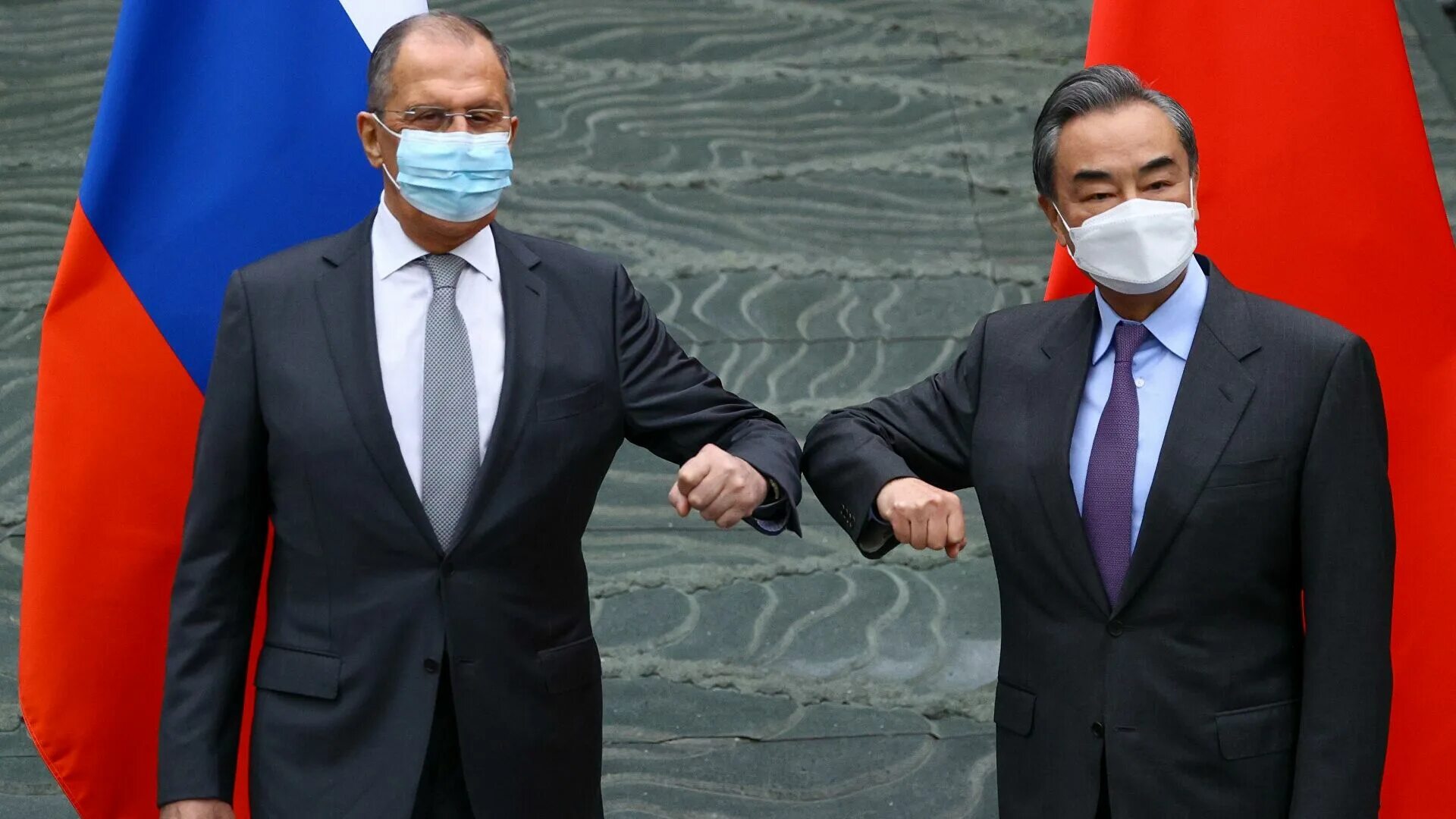 Швейцария переговоры россии. Лавров и Ван и. Лавров глава МИД Китая.