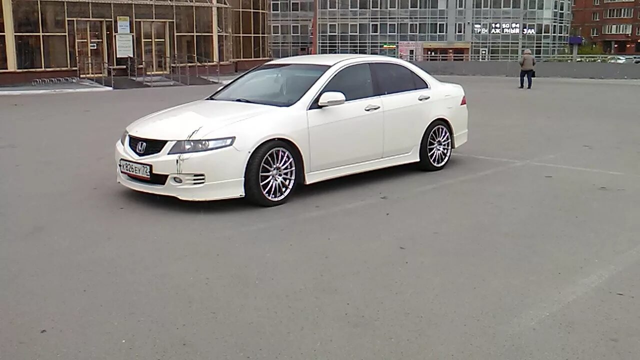 Диски r18 Honda Accord 7. Honda Accord 7 r18 8.5. Honda Accord 7 r18. Honda Accord 7 на 18 дисках. Хонда аккорд 18