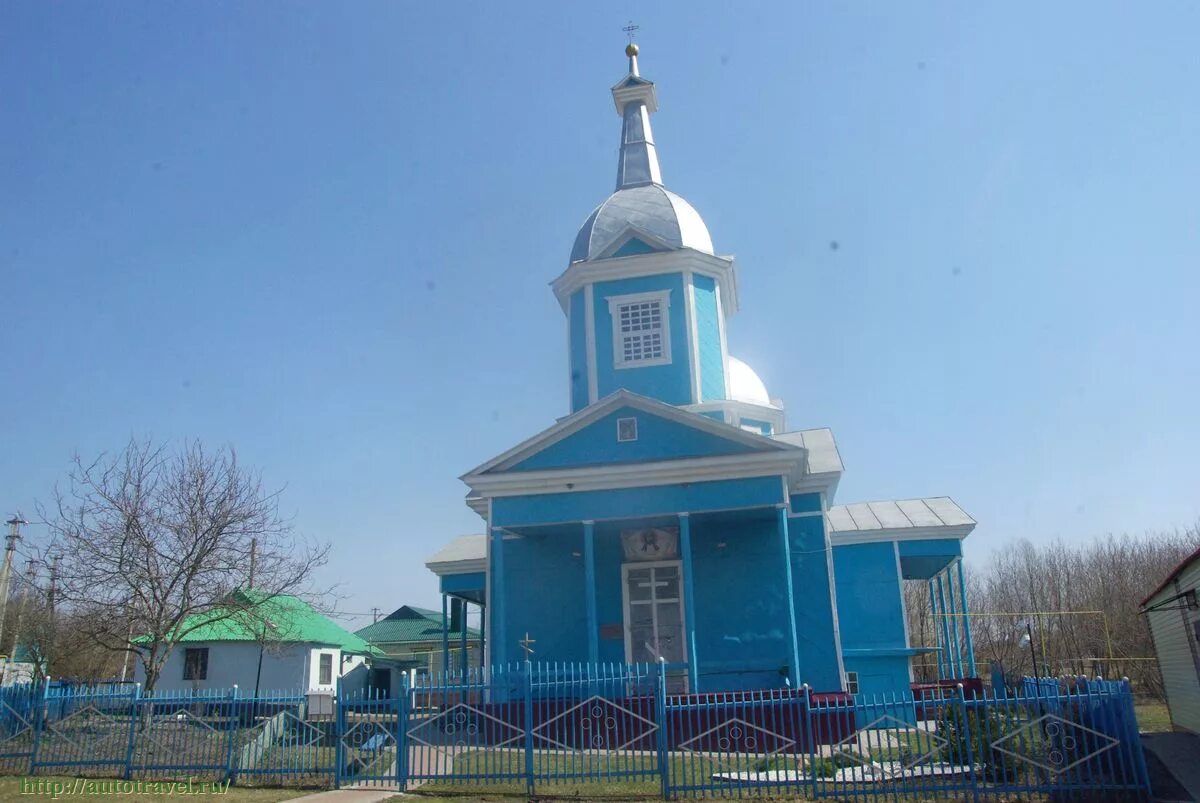 Крюково белгородская область борисовский. Храм крюково борисовка. Крюково пруд. Крюково церковь рождества пресвятой богородицы. Крюково белгородская область борисовский.