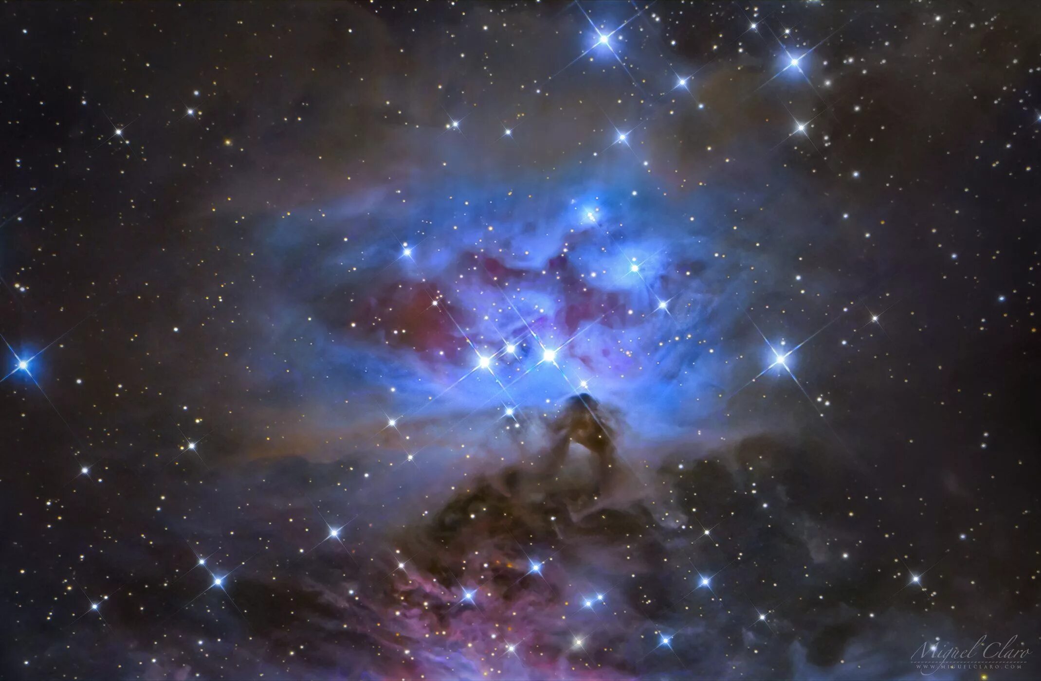 Туманность NGC 1977. Туманность Бегущий человек. Космос звезды. Удивительный космос. Thing space