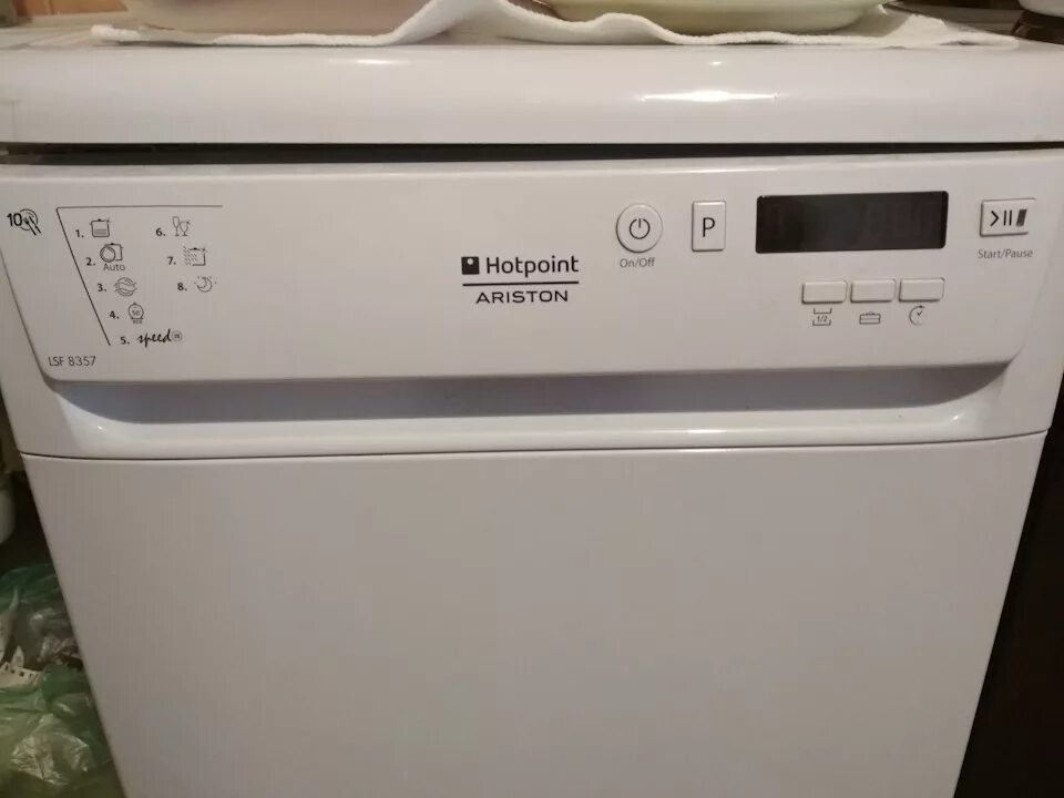 Ariston lsf 723. Посудомойка хотпоинт аристон. Посудомоечная машина хотпоинт аристон 60 см отдельностоящая. Посудомойка hotpoint ariston lsf 7237. Посудомоечная машина хотпоинт аристон lsf 8357.