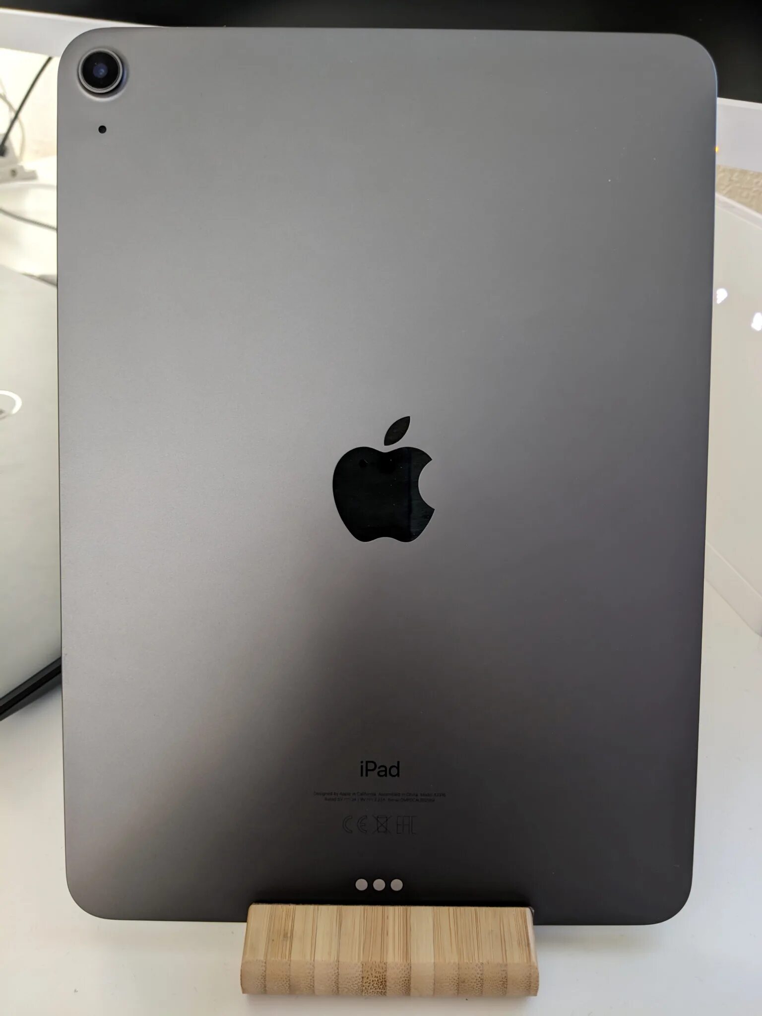 Ipad 10 64 купить. Apple IPAD Air 2020 64gb Wi-Fi. AIPAD Air 2020 64gb. Планшет Apple IPAD Air 10.9 Wi-Fi 64gb. Планшет Apple IPAD Air 2020 Wi-Fi 64 ГБ серый.