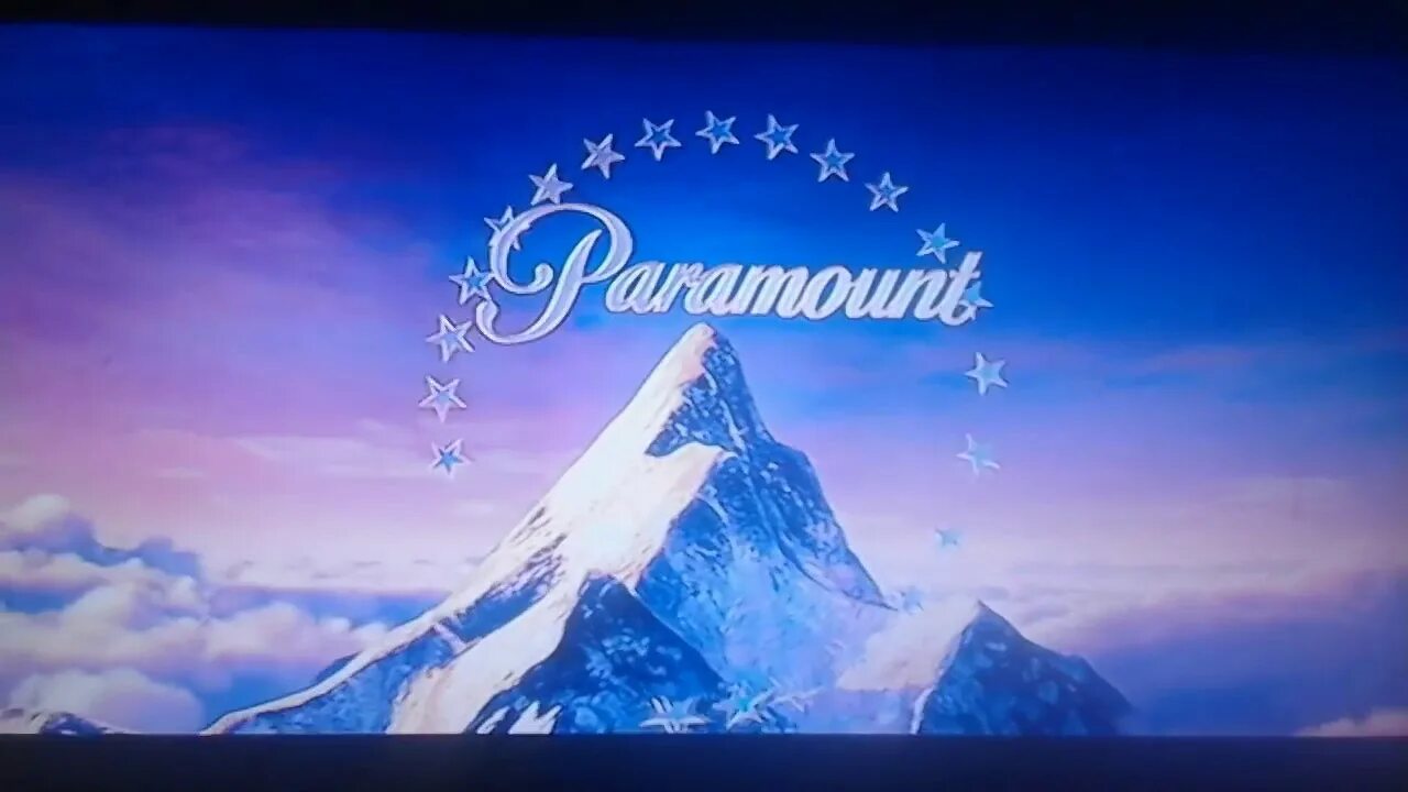 Paramount animation. Парамаунт пикчерз 2011. парамаунт пикчерз и дримворкс. universal and paramount. paramount dreamworks.