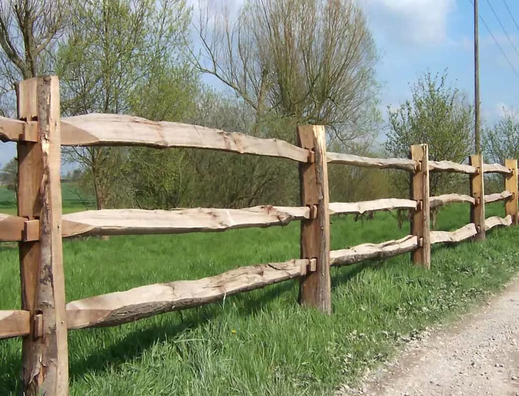 Country post. Что такое прясло в изгороди. Деревянный забор. Забор из жердей. Забор в деревенском стиле.