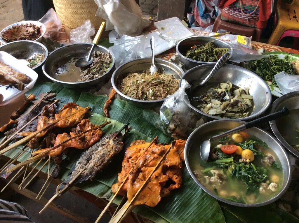 Лаос особенности страны. Кухня Лаоса. Lao Khao (Лао Кхао). Еда лаосцев. Лаос кухня традиционная.