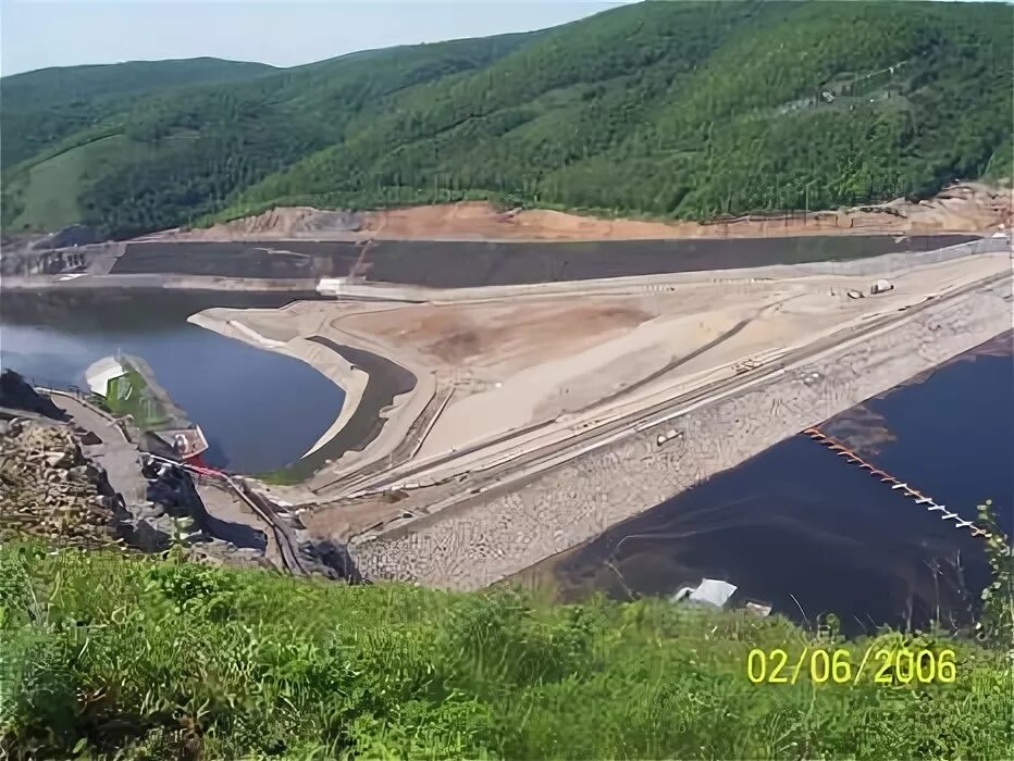 Юмагузинская гэс. Юмагузинское водохранилище дамба. Юмагузинское водохранилище ГЭС. Платина Юмагузинское водохранилище. ГЭС на реке белая в Башкирии.