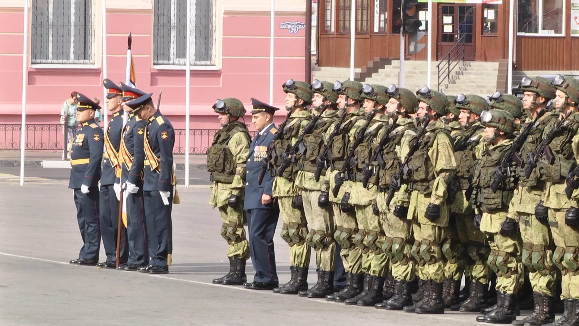 Клинцы брянская область военная. Город Клинцы Брянская область воинская часть. Клинцы воинская часть. Клинцы Военная техника. Г.Клинцы Брянская область Военная часть 12721.