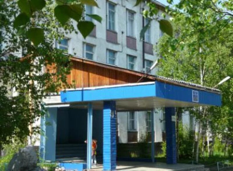 Гимназия тында. Гимназия 2 тында. школа 2 гимназия тында. гимназия 2 тында учителя. тында гимназия 1.