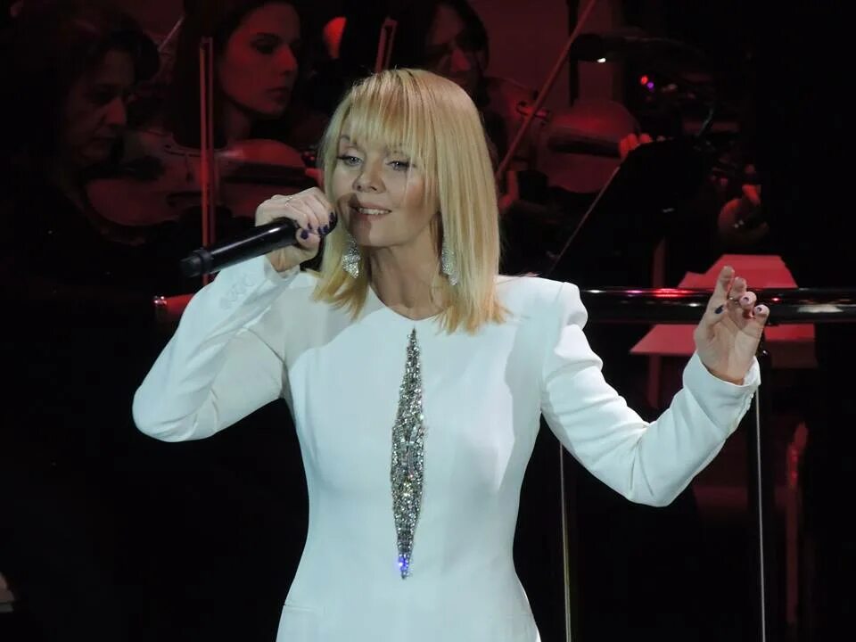 песни валерии петь.