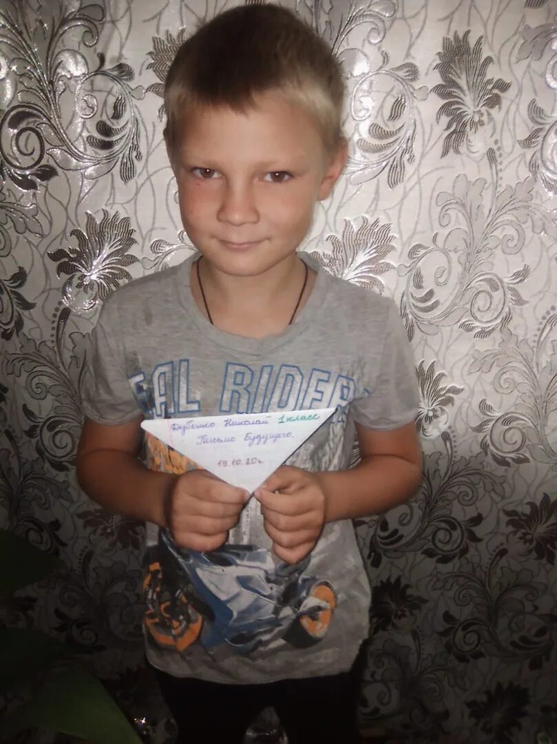 коля 7 лет. коля из 7а. коля садовский. пропавшие дети в омске. коля 7 лет.