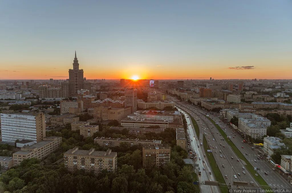 Ленинградское шоссе москва. Ленинградский проспект Москва. Триумф Палас вид с крыши. Ленинградский проспект с высоты Москва. Ленинградский проспект панорама.