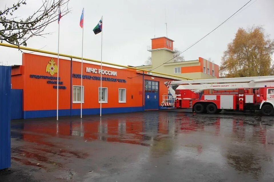 Новости / В Брянске открыли здание современной специализированной пожарно-спасат