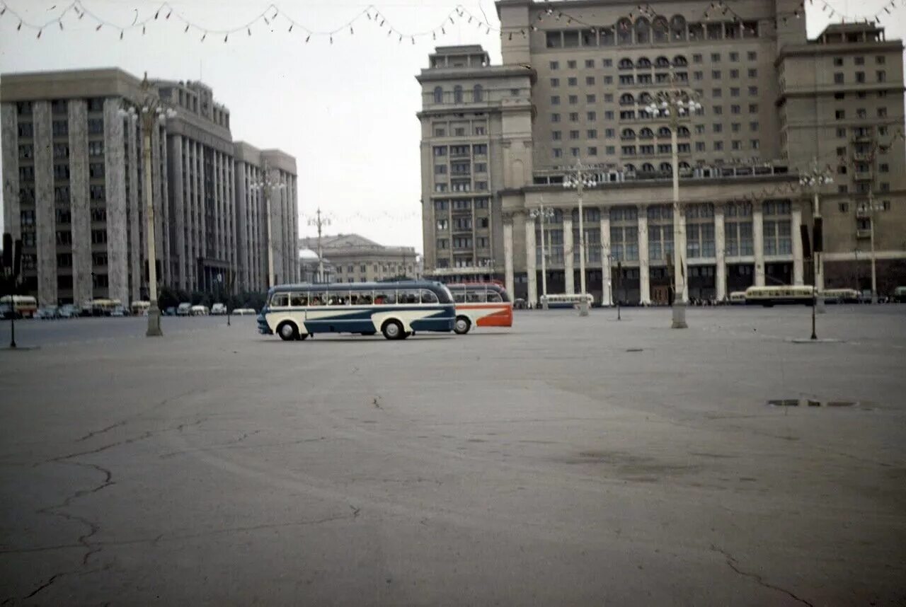 1958 Год. Манежная площадь.. Москва 1958 год. Москва 1958 год фото. Москва СССР.