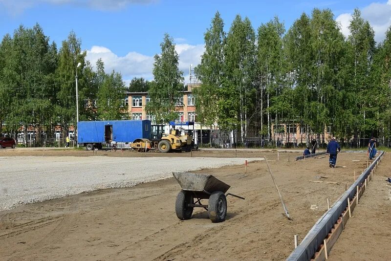 Поселок дальний. Ухта спорт объекты. Строительство поселка. Поселок Дальний ХМАО. Строительство нового комплекса.