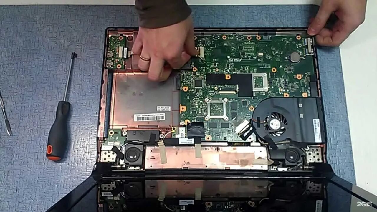 Как разобрать питание ноутбука. Асус n53sv. Ноутбук асус n53t. ASUS ноутбук m53g. ASUS n53jg видеокарта.