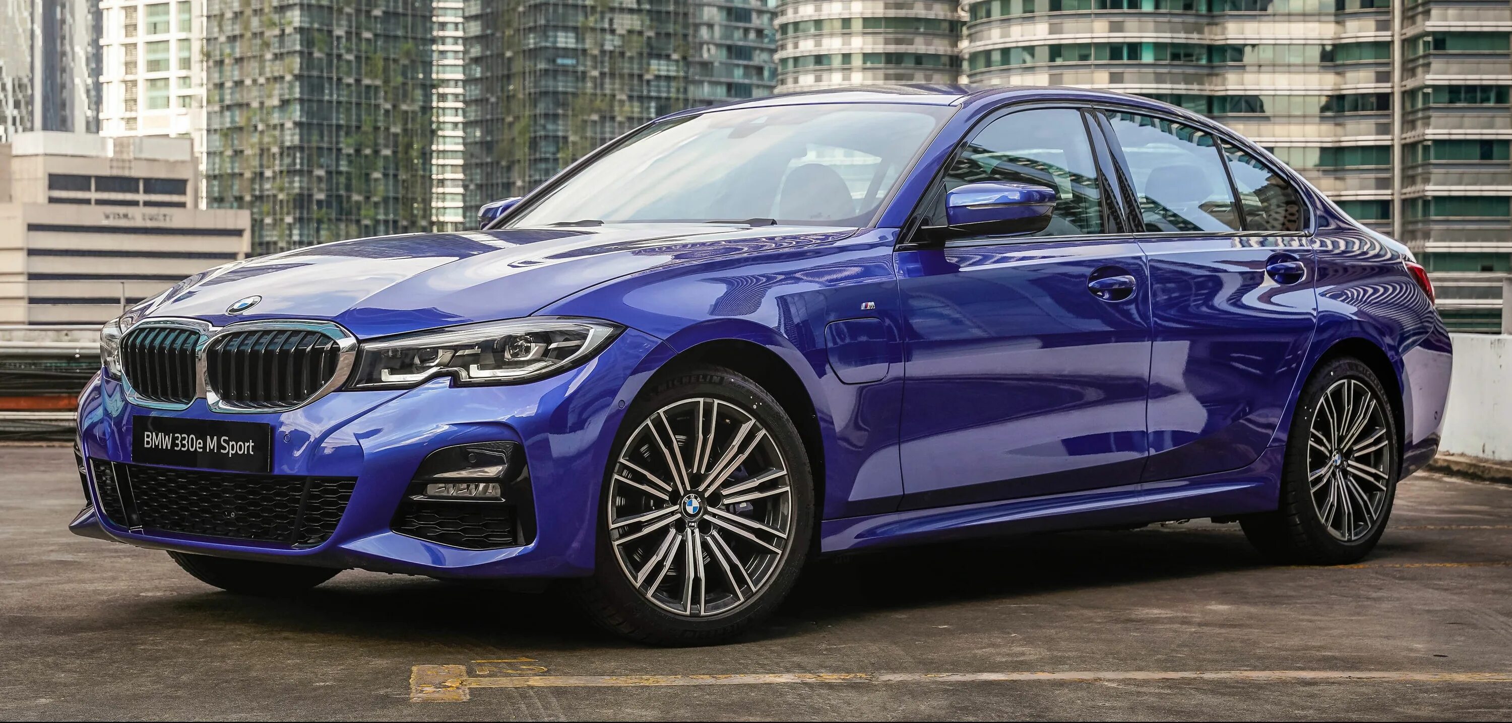 Бмв 330i g20. Bmw 330e m sport. Bmw 3 g20 серая. Bmw 320 g20. Bmw g20 lci.
