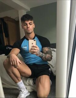 Juicy Jay (@juicyjay_uk) on Twitter photo 2020-01-18 04:24:38 Who wants a p...