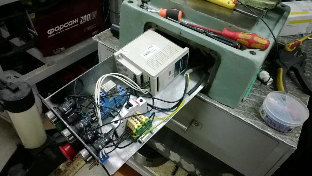 частотный преобразователь 2 двигателя. частотный преобразователь 2 двигателя. Yl620 частотный преобразователь. схема подключения к частотному преобразователю 2 моторов. частотный преобразователь op-ac01.