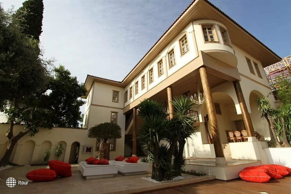 Marina residence. Kempinski marina residence logo svg. Puding marina residence 4*. Puding marina residence 4*. Marina residence.