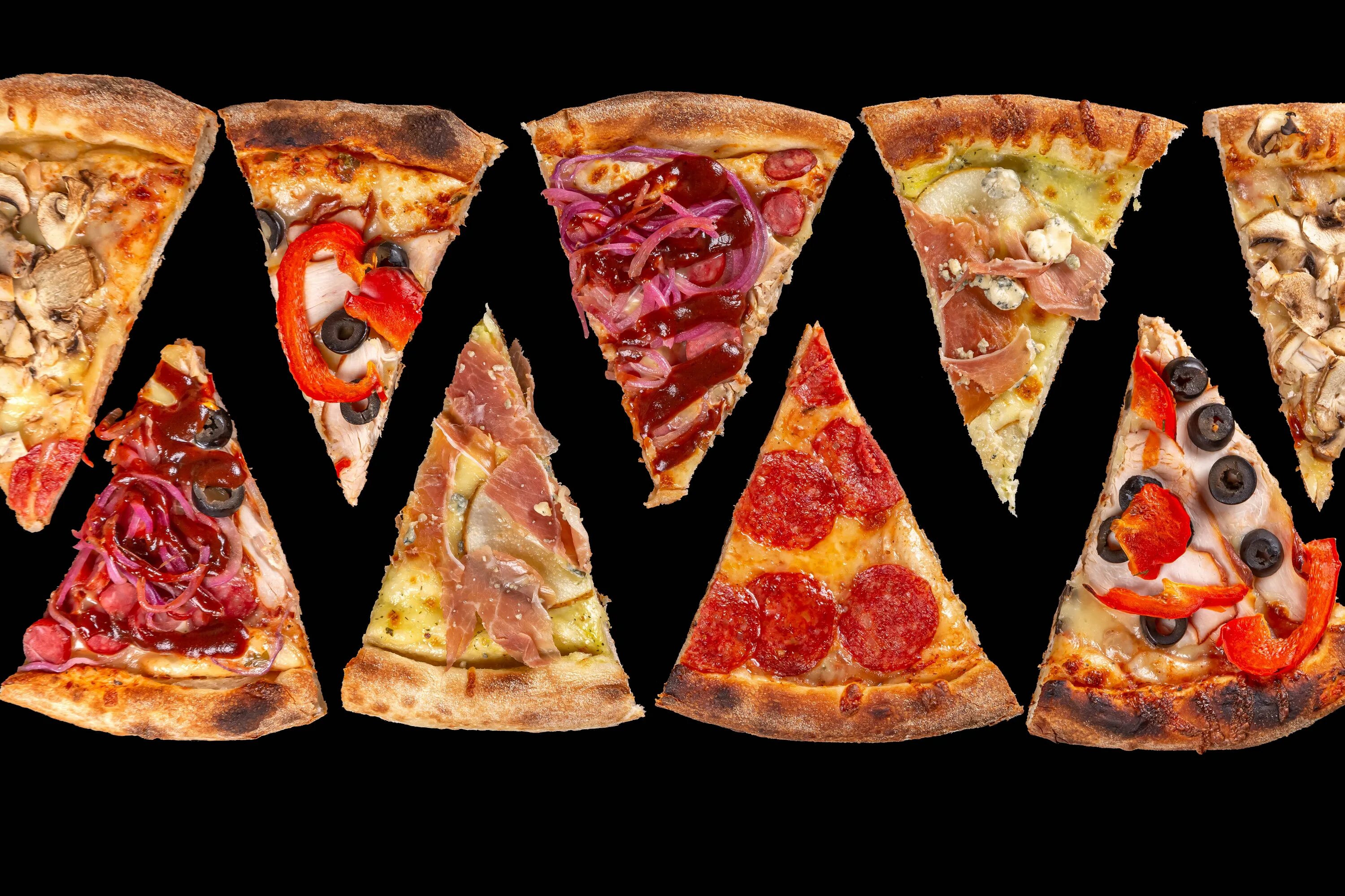 Пицца большие куски. Разные пиццы. Кусок пиццы на черном фоне. Кусок пиццы. Пицца ассорти кусок.