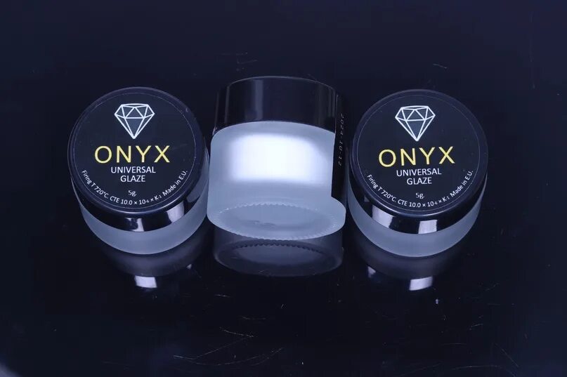 Onyx глазурь зуботехническая. Глазурь порошковая. Глазурь универсальная Universal overglaze программа. IPS ЕМAX Cream. Низкотемпературная глазурь