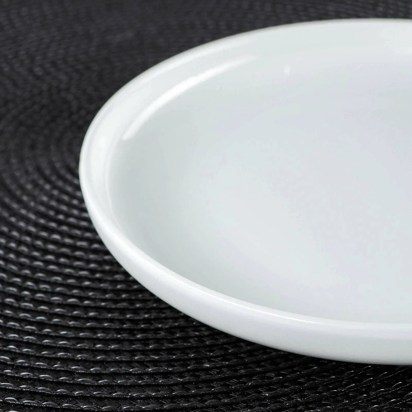 Тарелка глубокая 19см tc23006207 hcs-910,. Тарелка десертная elegance 19см. Тарелка rococo 0033510. Тарелка акварель тм chinbull. Тарелка десертная "природа в лицах" 19см.