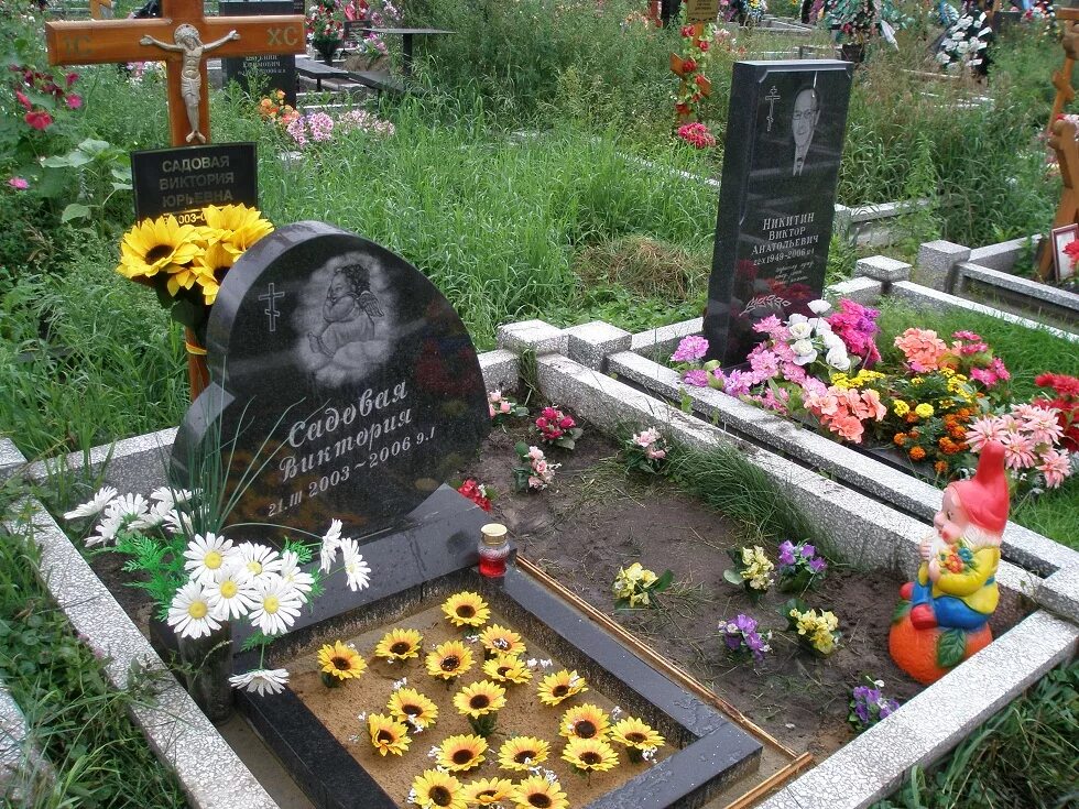 форт ланкастер. кладбище детей. украшение могилки детской. могилы детей. кольчугино кладбище животных.