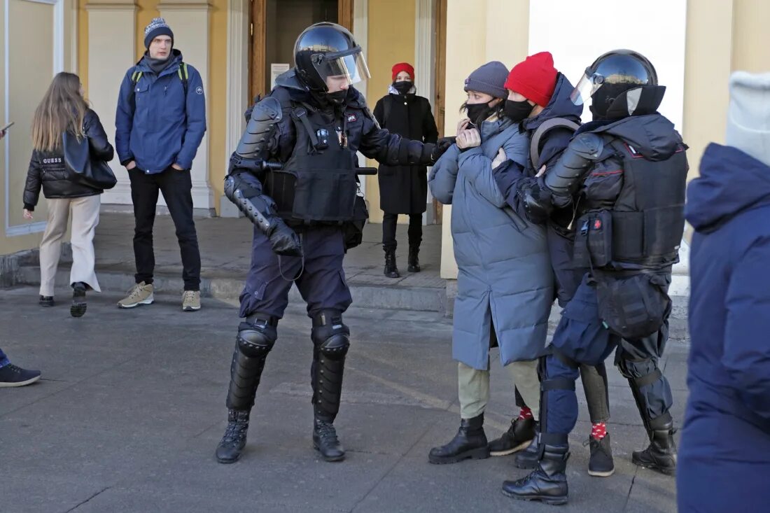 1 4 в петербурге. Полицейский отдел. Подразделения полиции. Полиция Питера.