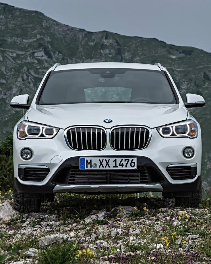 81 х 8. BMW x1. BMW x1 белая. BMW x3 680. БМВ х1 2017.