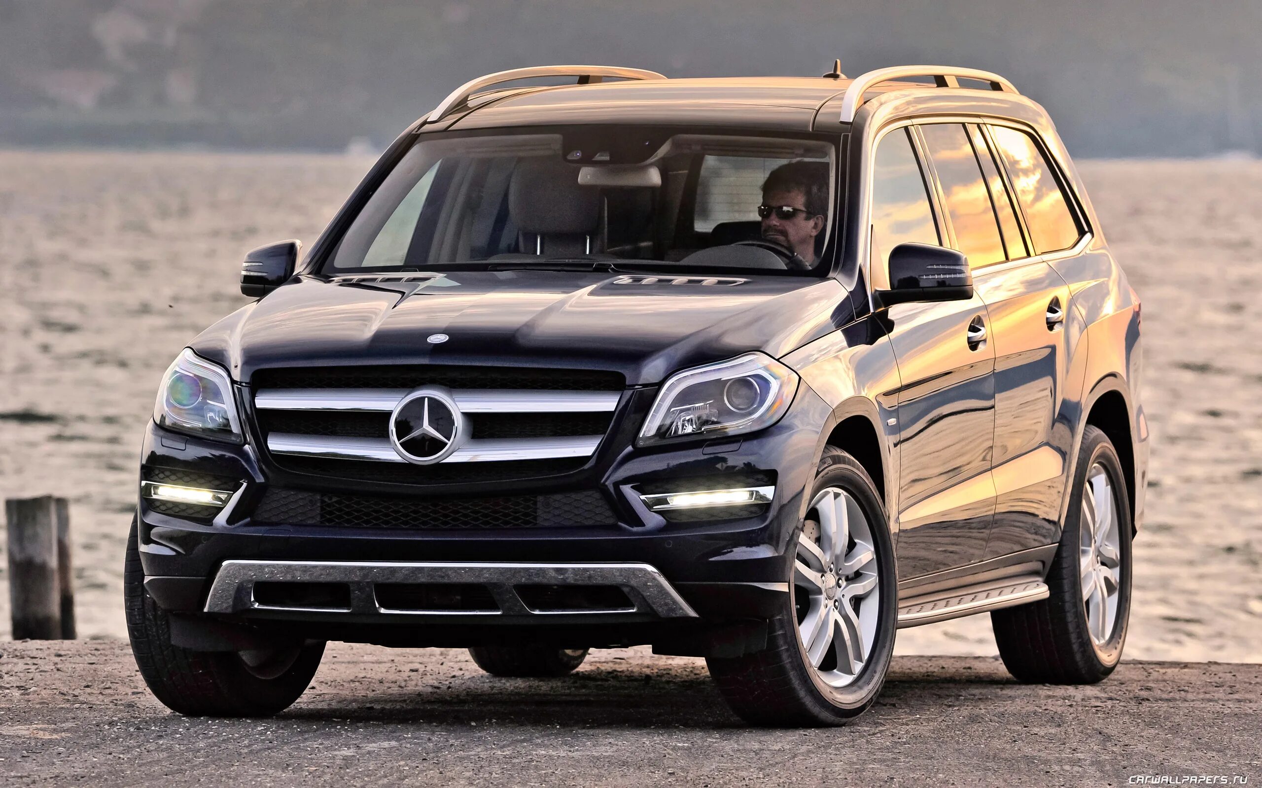 Машина мерседес большая. Mercedes Benz gl 350 BLUETEC. Мерседес Бенц gl450 джип. Mercedes-Benz gl-klasse/GLS. Mercedes Benz gl450 AMG.