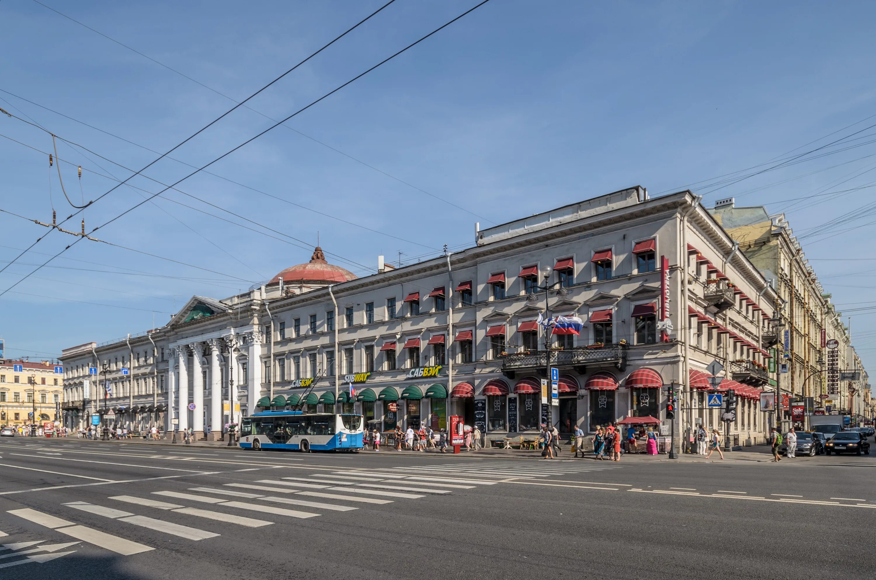 Голландская реформаторская церковь в санкт-петербурге. Дом голландской церкви на невском проспекте в санкт-петербурге. Дом голландской церкви на невском проспекте в санкт-петербурге. Голландская реформатская церковь спб. Дом голландской церкви на невском проспекте в санкт-петербурге.
