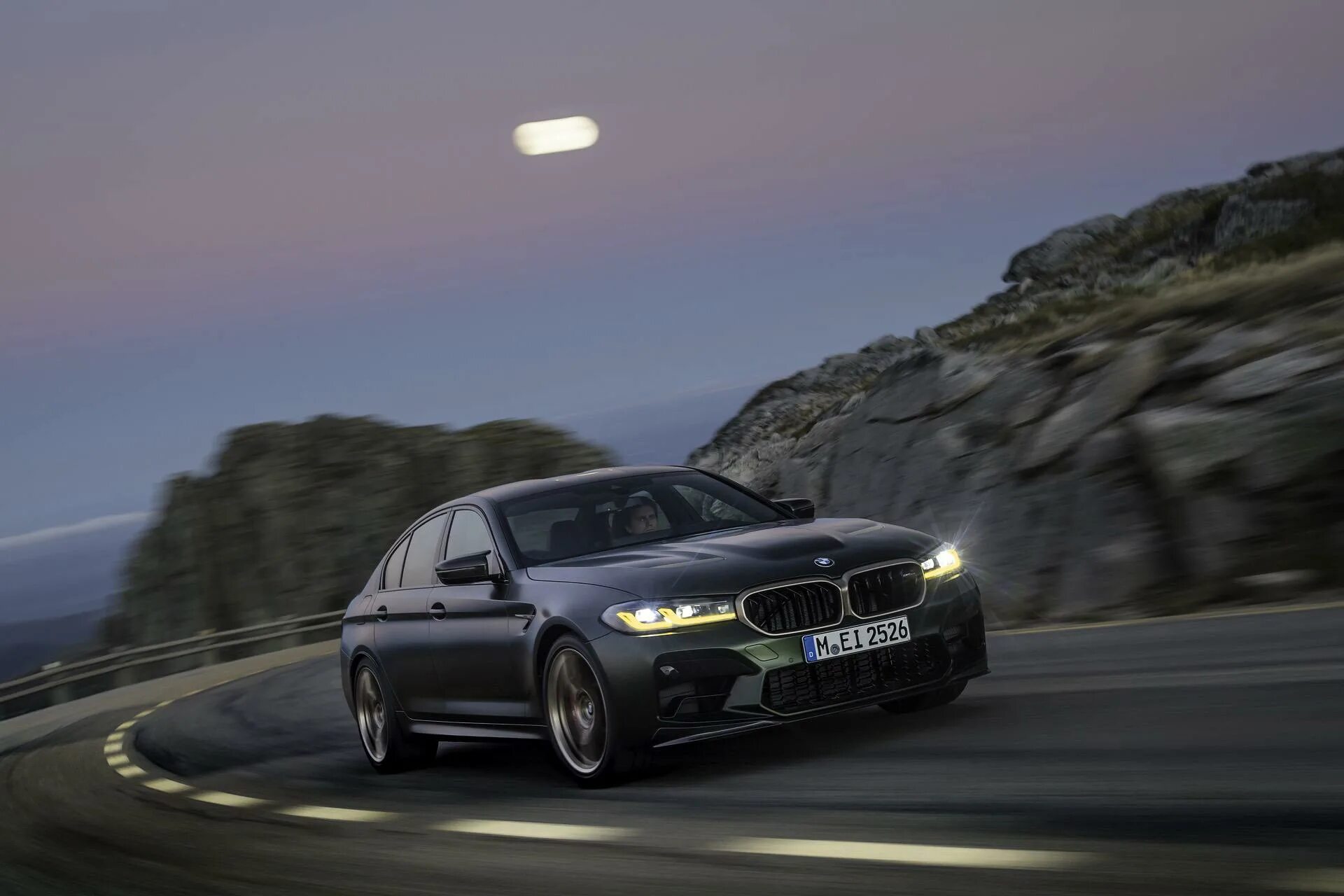 М5 сколько лошадиных. BMW m5 f90 CS. BMW m5 CS 2021. BMW m5 2022. BMW m5 CS 2022.