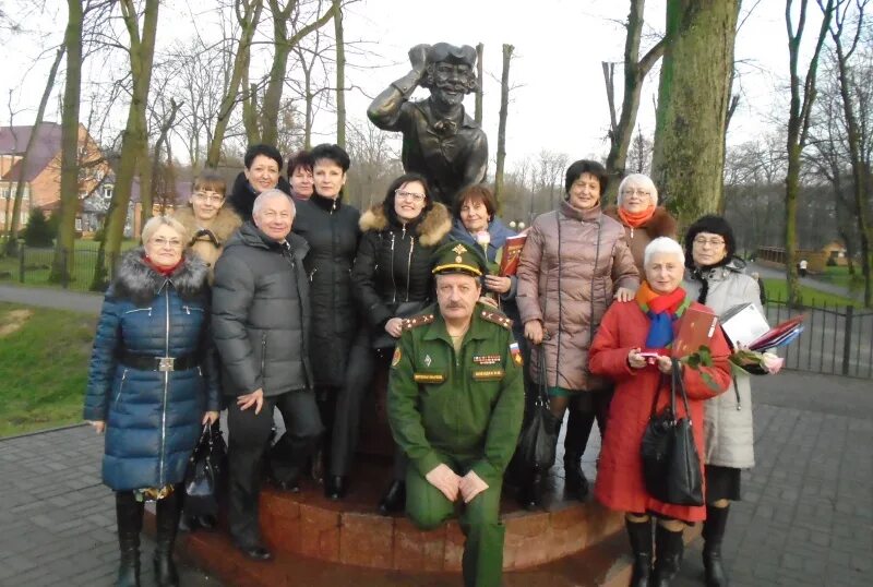 Символ военкомата. Военкомат ногинск. Гурьевск ул зеленая 13. Ул маяковского орел военкомат. Комиссия по постановке граждан на воинский учет.