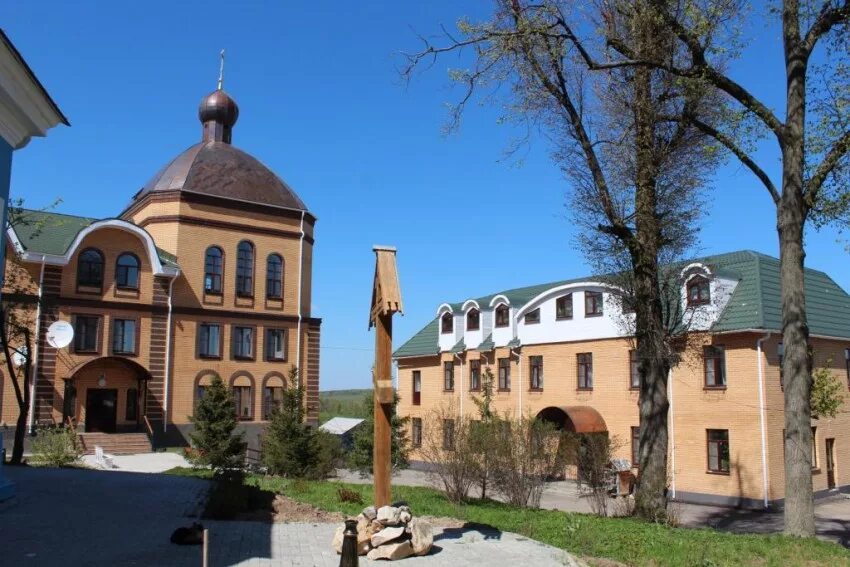 Богородично рождественская девичья пустынь в с барятино. Богородице-рождественская пустынь барятино. Богородично рождественская девичья пустынь в с барятино. С барятино калужской области монастырь. С барятино калужской области монастырь.