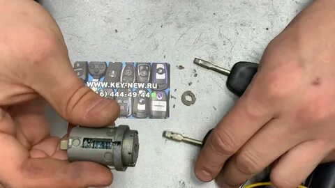 Не поворачивается ключ зажигания поло